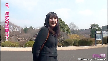 Japanese slut banged hard in Tokyo hotel room