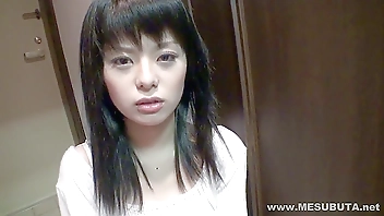 Nippon cutie's first XXX adventure in Tokyo