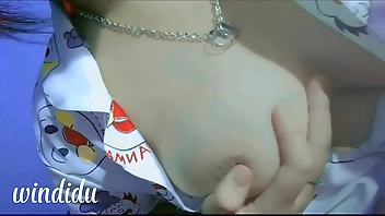 Những em gái mời lớn nứng lồn