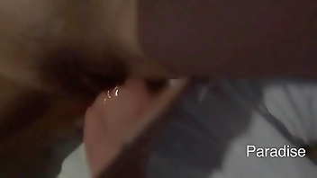 섹스하다 손 넣으면, 3초 안에 무조건 시오후키 사정하는데a