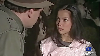 Yoko, coquine refoulée, prend bien la bite