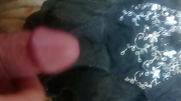 パンティ 射精2