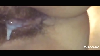 Mi amigó otra ves se coje a mi esposa Lucia mientras yo no estoy y me manda el video y lo conparto con ustedes