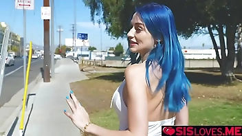 Jewelz Blu sticks a vibrator in her twat and her stepbrother uses a remote control to pleasure her in public