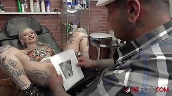 River Dawn Ink sucks cock after her new pussy tattoo