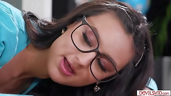 Secretary fucked by boss in the office