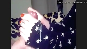 lesbian tongue hot kiss feet foot suck fuck mouth xxx sex porn cock cum in feet