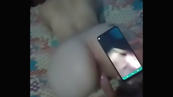 amigo gozou na chamada de video