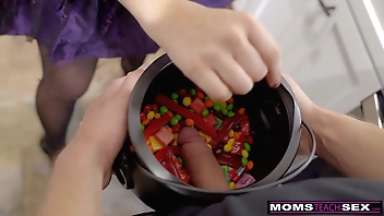 MomsTeachSex - Big Dick Trick Or Treat For StepMom And StepSis S11:E7