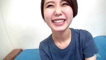 素人ガチナンパ ～押しに弱い さんに報酬あげるから素股してと誘ってみました～ 井森まな 1