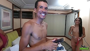 Eles são viciados em sexo mesmo fora da gravação querem fuder o tempo todo - Michelli Beatriz - Patricia Limah - Rob Carvalho - Nico Moreno