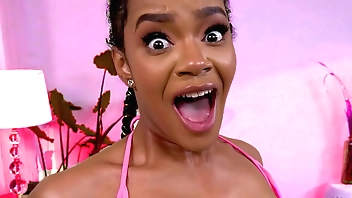 Black babe screaming like there's no tomorrow - ebony porn