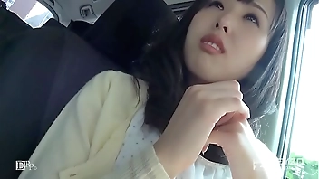 寂しがりな若妻 - 上野真奈美 1