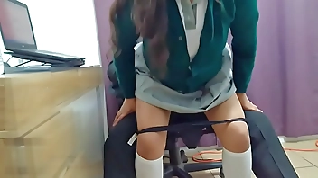 por el culo a estudiante latina de 18. Recopilación cogiendo por el culo y bebiendo semen