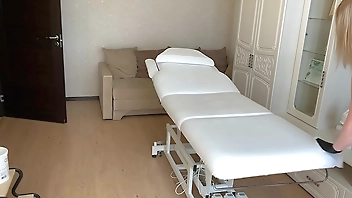 Oh, it's bliss to look at the Beautiful Mistress and masturbate.