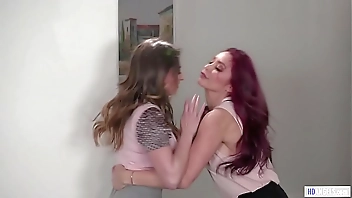 Girl Fight Ends Up Wild Lesbian sex - Quinn Wilde and Monique Alexander