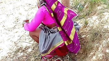 किसी ने मेरी सास को खेत मे चोद दिया विडियो हुआ वायरल