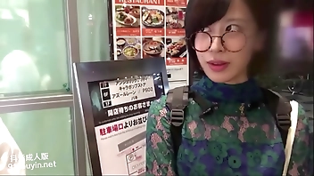 街头搭讪美女老师，太有女人味了