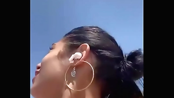 Big Dick Flash to She Likes on the Beach