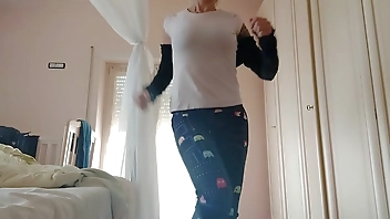 कोविद 19 के लिए संगरोध 2020: घर की फिटनेस के लिए सेक्सी पसीना व्यायाम