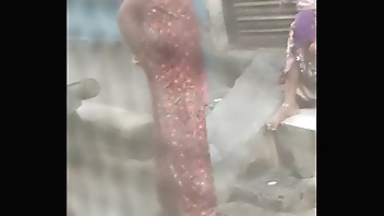 Spy  bhabi itching and rubbing her ass publicly