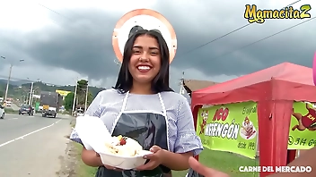 MAMACITAZ - 19 यो लैटिना जुलियाना रेस्ट्ो कैम पर हॉर्नी व्लॉगर के साथ चुदाई करता है