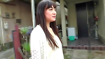 出演 白金せりか  おばさんぽ 〜思い出いっぱいGカップ奥様〜 1