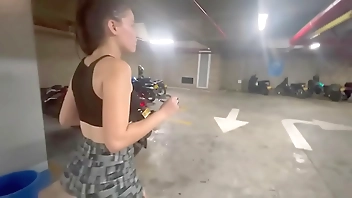 I take this young Latina to my house and then fuck her really well - Amateur porn - Latinas