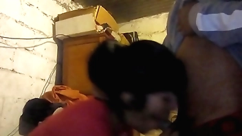 REAL CHICA Teen pierde su virginidad y grita