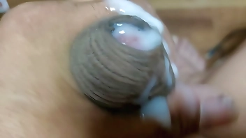 Japanese bisexual who masturbate and ejaculate while playing adult games