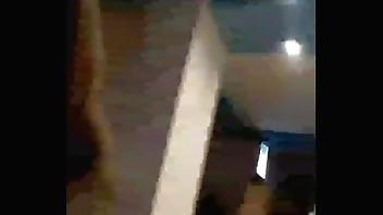 Nos fuimos de viaje y llegando al hotel lo primero que hicimos fue coger vídeo y fotos completos y sin censura solo en mi OF