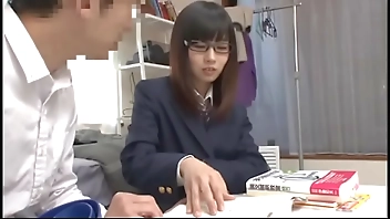 女先輩にHの練習だからとお願いしまくって素股してたら「あっ！生で入っちゃった！」気持ち良いからそのまま中出し ③　2015