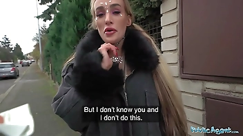 Public Agent Daisy Lee Gives an Awesome Strip Show before Bending Over for Cock