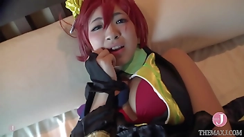 [HentaiCosplay] A character impersonator who gently welcomes a junior member of his unit into the world of subjective sex!