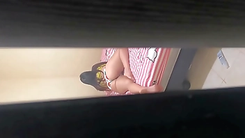 I find my stepsister in shorts and you can see her huge ass, she lets me put just her little head in her anus, she is the best stepsister