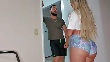 I CALLED MY NEIGHBOR TO SOLVE A PROBLEM, BUT THAT WAS THE ACTUAL INTENTION!