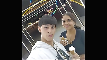 BLOG IN SPANISH - I go for a walk with my BIG ASS BRUNETTE GIRLFRIEND - surprise at the end of the blog - hot boyfriends